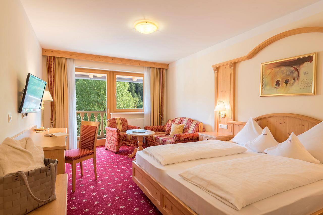 Hotel Kronblick キエーネス エクステリア 写真